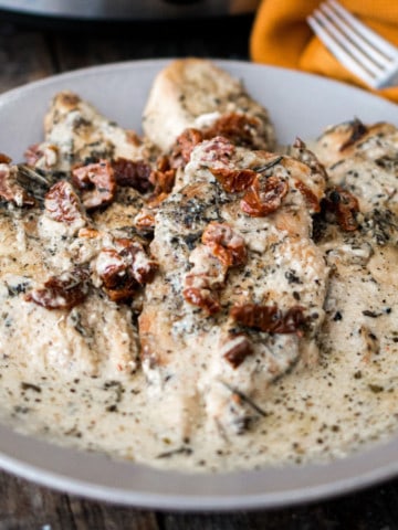 Marry Me Chicken on a plate.